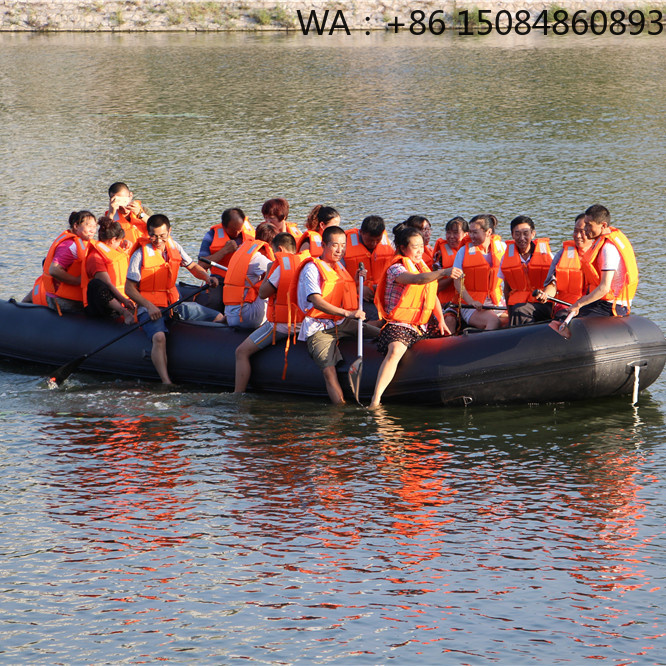 Duża, wielokolorowa, dmuchana  – Fishing Boat Inflatable recenzja i cena